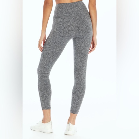 Zobha Ankle Legging - Picture 6 of 16